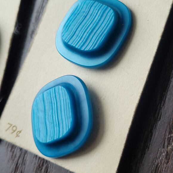 Vintage La Mode Button Set, 3D Stacked Blue Buttons | 30mm + 22mm - Picture 2 of 6